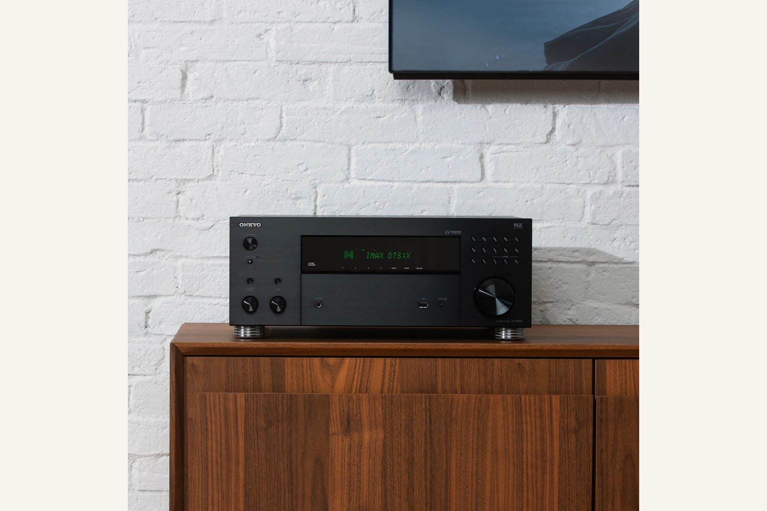 Onkyo TX-RZ30 hero image